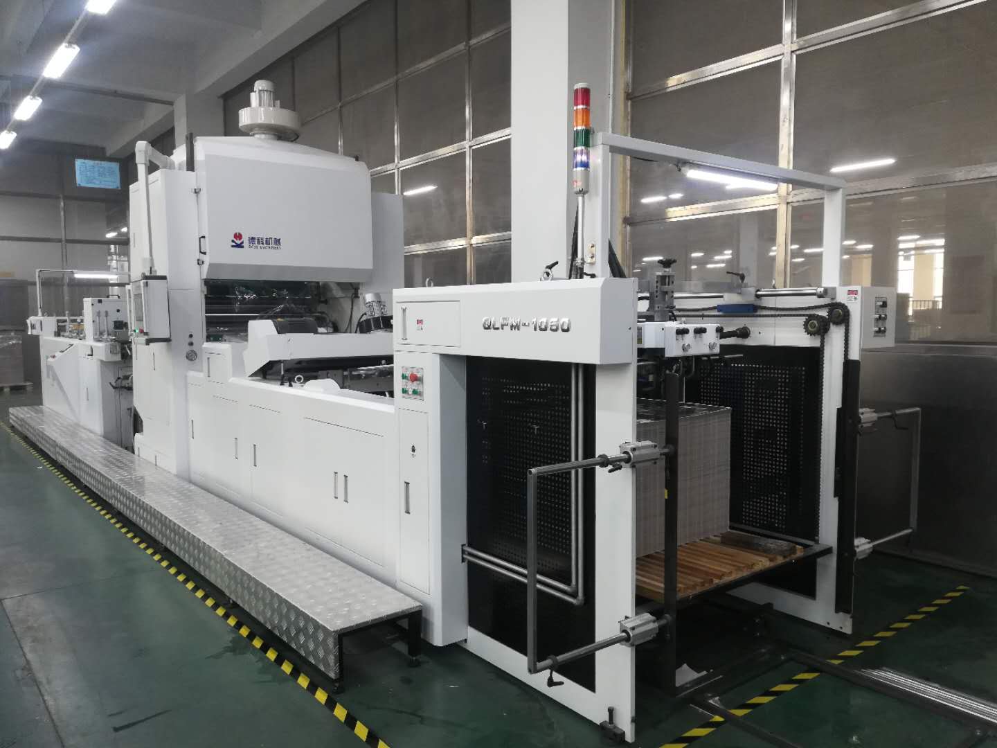 德科 qlfm-1050 覆膜机